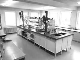 ENTWICKLUNG-KUNDENREZEPTUREN-267x200-1 Winoil - LOHNAUFTRGE-KUNDENPRODUKTIONEN